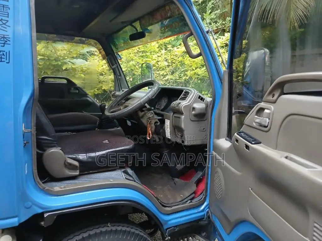 Isuzu Eif 1996 Lorry (Used)