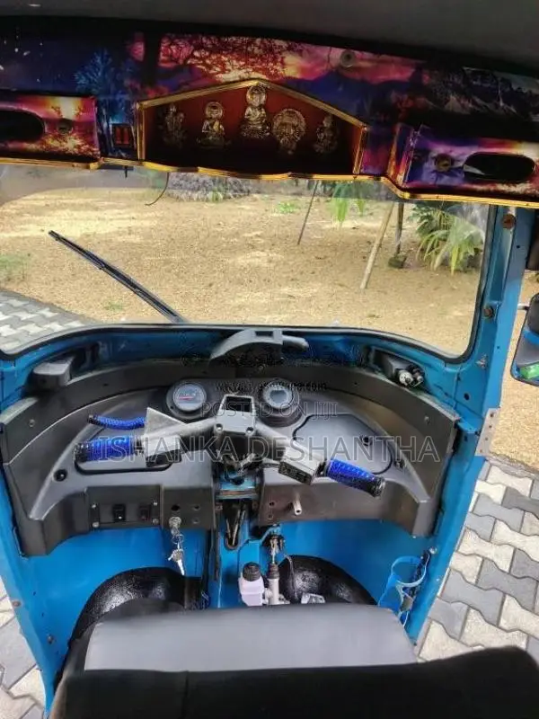 Bajaj RE 2014 Three Wheel (Used)