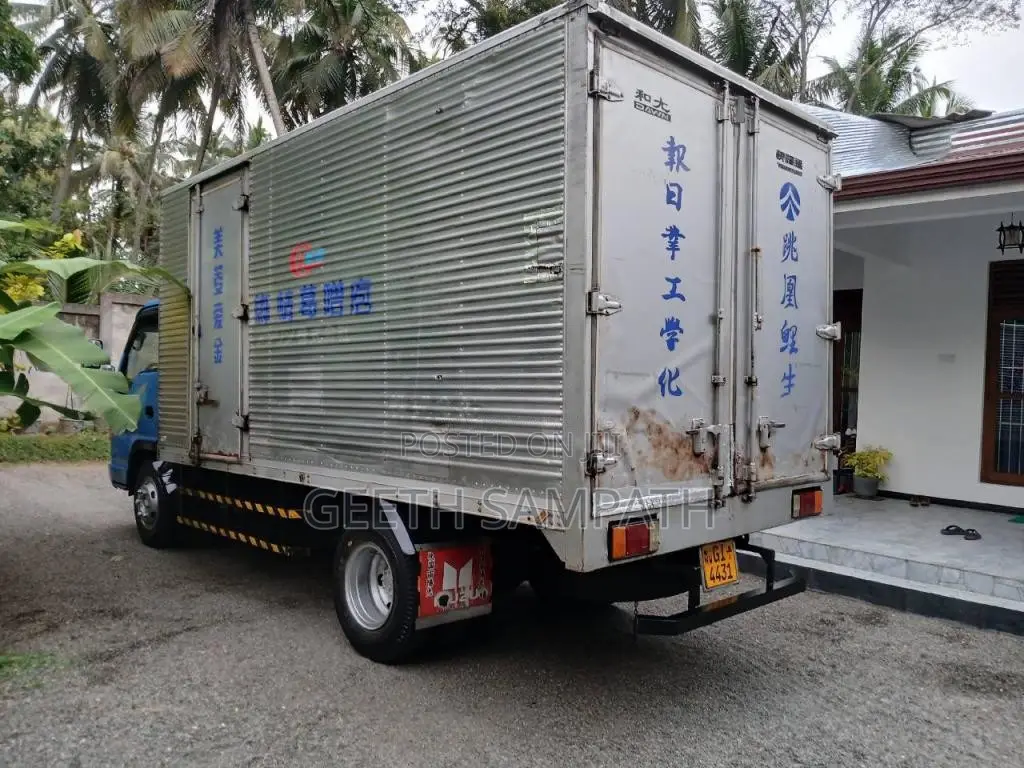 Isuzu Eif 1996 Lorry (Used)