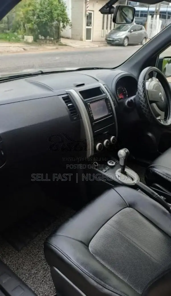 Nissan X-trail T31 2012 SUV (Used)