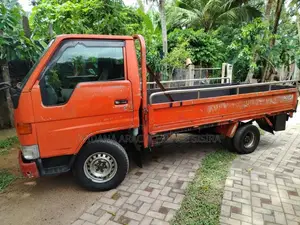 Toyota Dyna 2001 Lorry (Used)