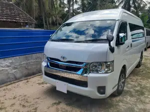 Toyota HIACE 2024 Van (Used)