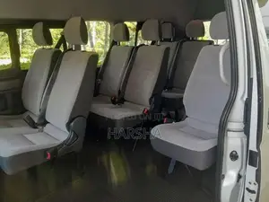 Toyota HIACE 2024 Van (Used)