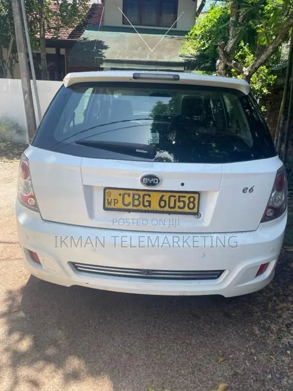 BYD E 6 2017 SUV (Used)