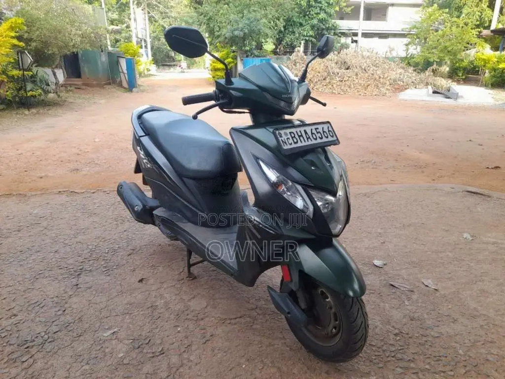 Honda Dio DX 2018 Motorbike (Used)
