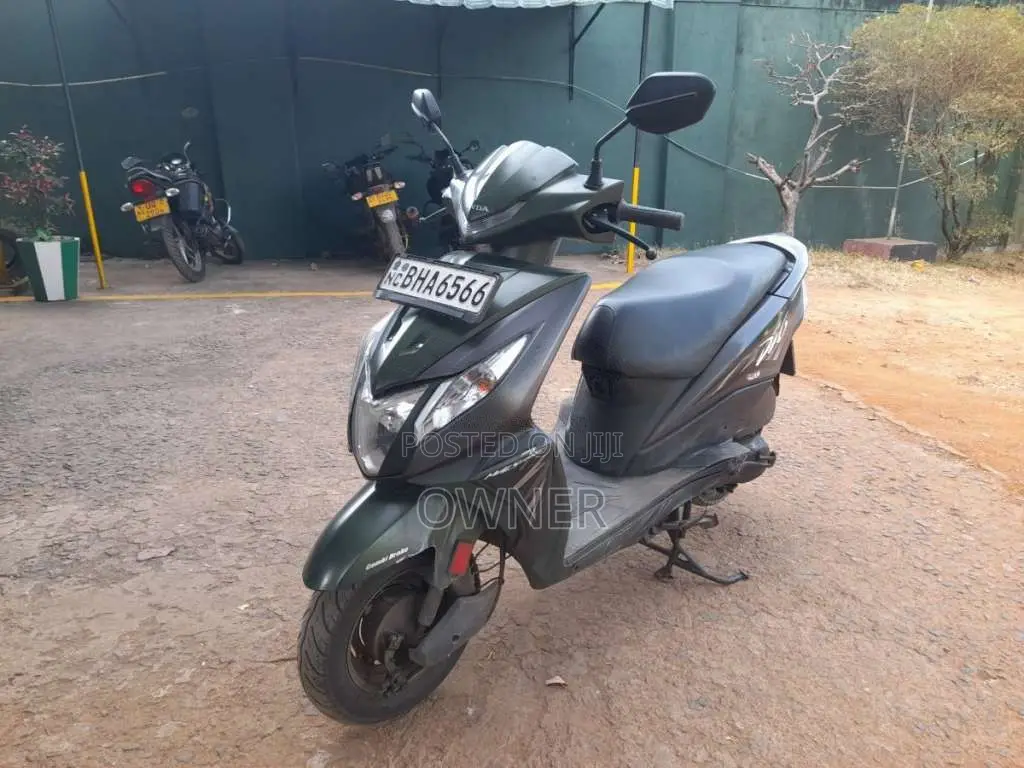 Honda Dio DX 2018 Motorbike (Used)