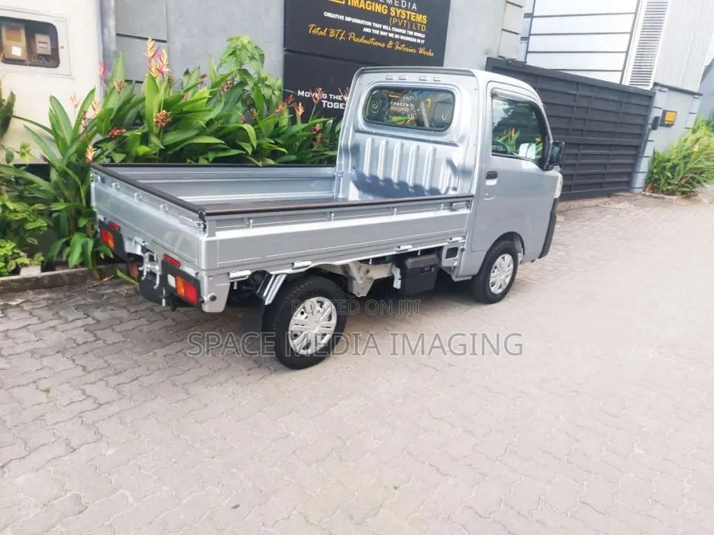 Daihatsu Hijet 2023 Lorry Unregistered (Recondition)