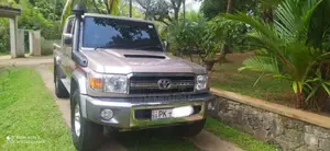 Toyota Land Cruiser 79 V8 2018 Pickup (Used)