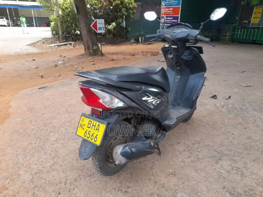 Honda Dio DX 2018 Motorbike (Used)