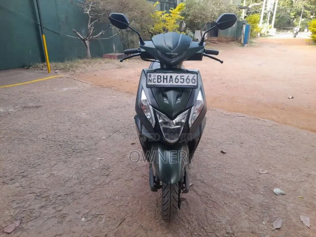 Honda Dio DX 2018 Motorbike (Used)