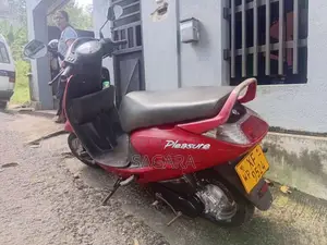 Hero Pleasure 2012 Motorbike (Used)