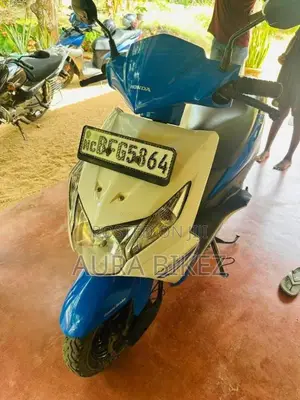 Honda Dio 2017 Motorbike (Used)