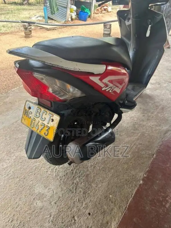 Honda Dio 2015 Motorbike (Used)