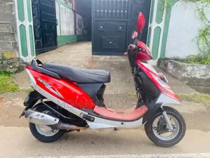 TVS Scooty Streak 2011 Motorbike (Used)