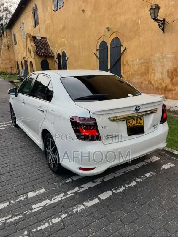 Toyota AXIO WXB 2018 Car (Used)