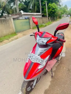 TVS Scooty Streak 2011 Motorbike (Used)