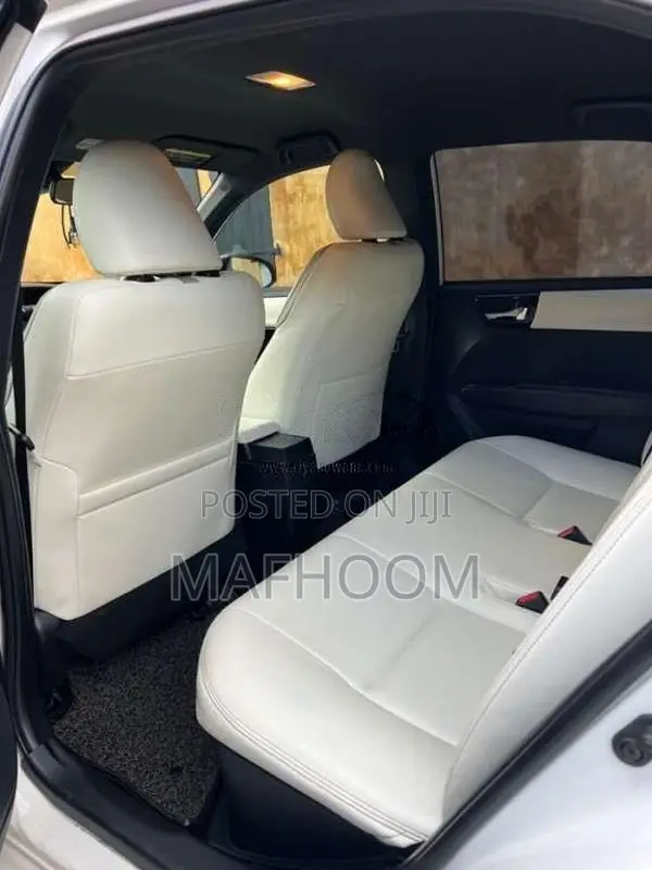 Toyota AXIO WXB 2018 Car (Used)