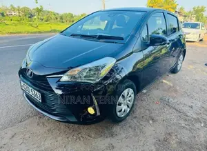 Toyota Vitz 2018 Car (Used)