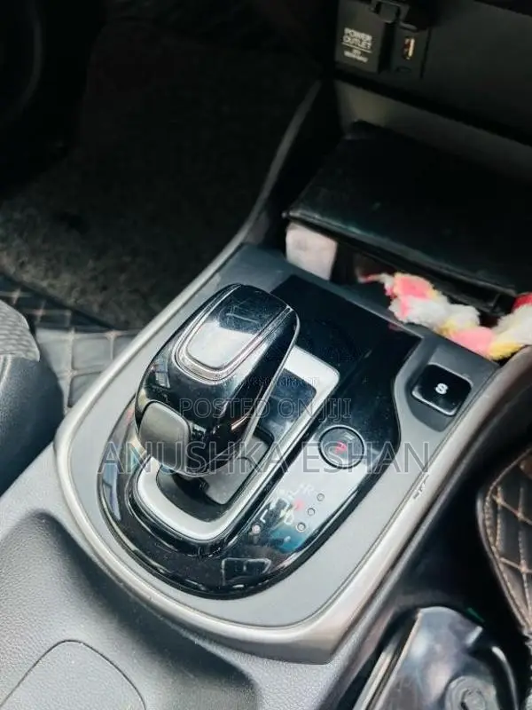 Honda Grace EX 2018 Car (Used)