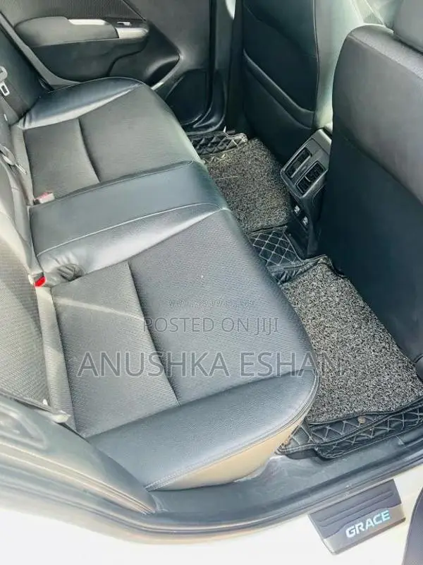 Honda Grace EX 2018 Car (Used)