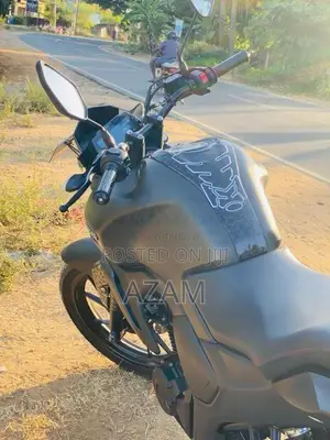 Yamaha FZ-S V4 Mat BLACK 2025 Motorbike (Used)