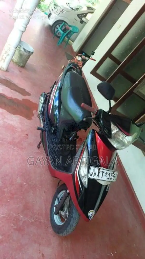 TVS Scooty Streak 2012 Motorbike (Used)