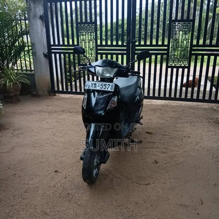 Hero Pleasure 2011 Motorbike (Used)