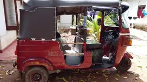 Bajaj 4 Stroke 2013 Three Wheel (Used)