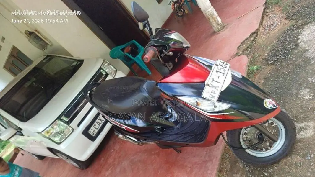 TVS Scooty Streak 2012 Motorbike (Used)