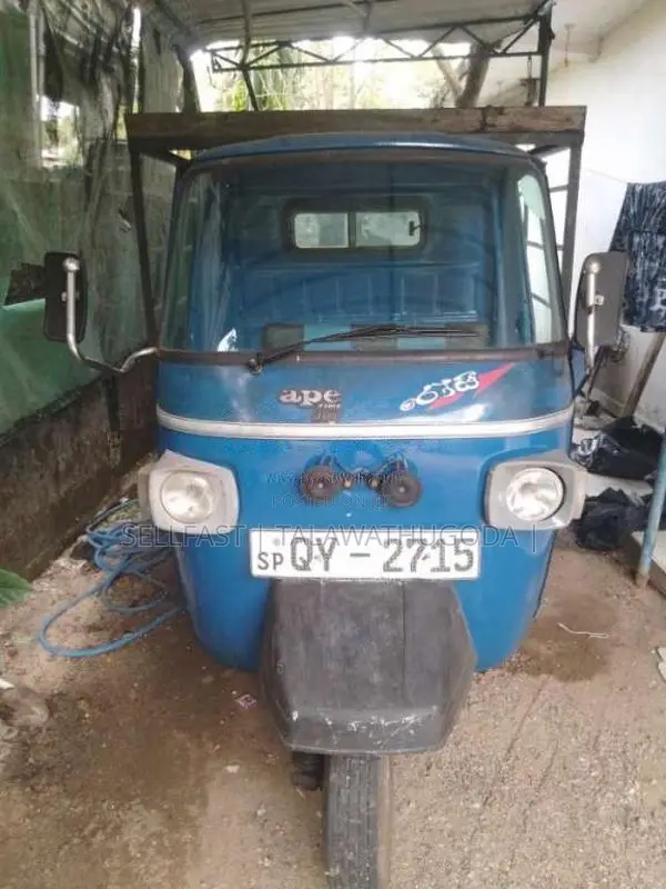 Piaggio Ape 2010 Three Wheel (Used)