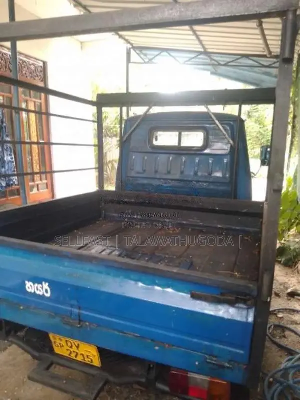 Piaggio Ape 2010 Three Wheel (Used)