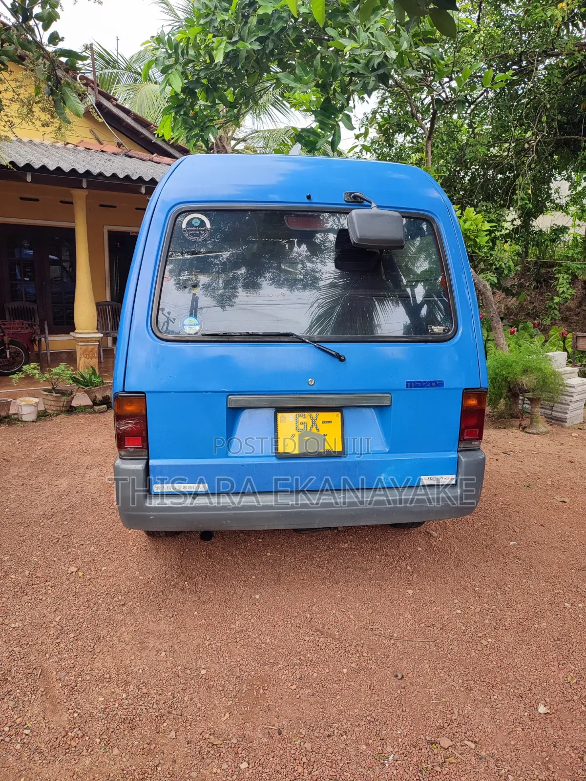 Mazda Bongo 2002 Blue