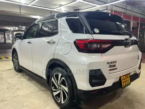 Toyota Raize 1.2 FWD 2023 White