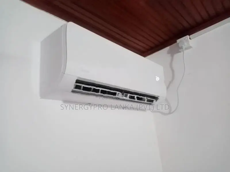 Midea 18000 BTU Non Inverter