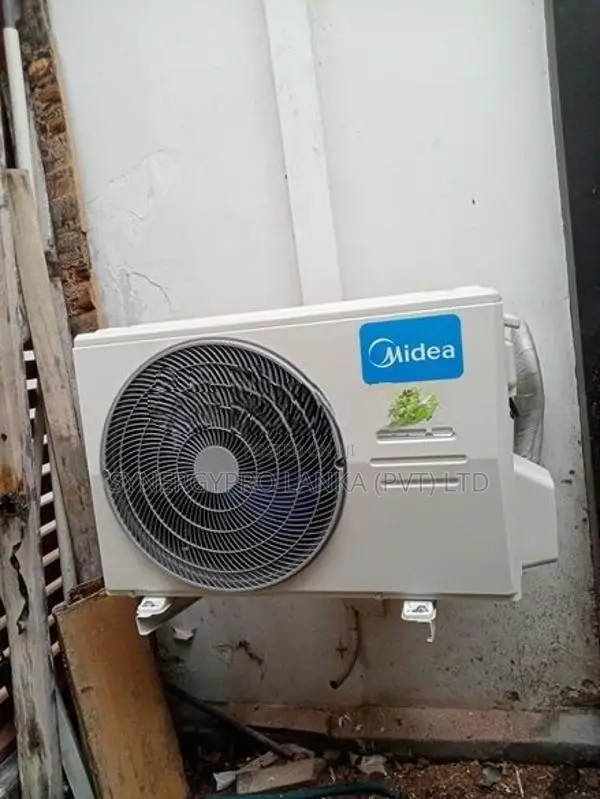 Midea 18000 BTU Non Inverter