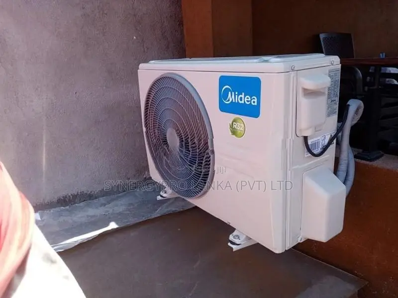 Midea 12000 BTU Non Inverter