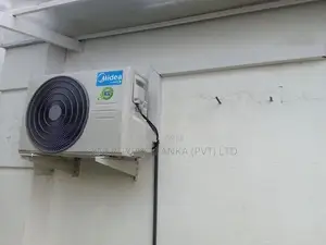 Midea 12000 BTU Non Inverter