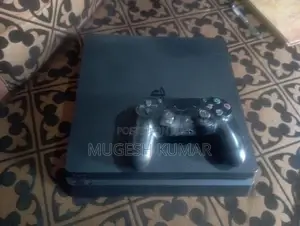 ps 4 slim 1TB