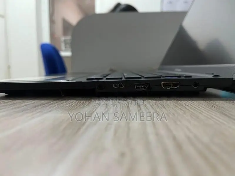 Laptop