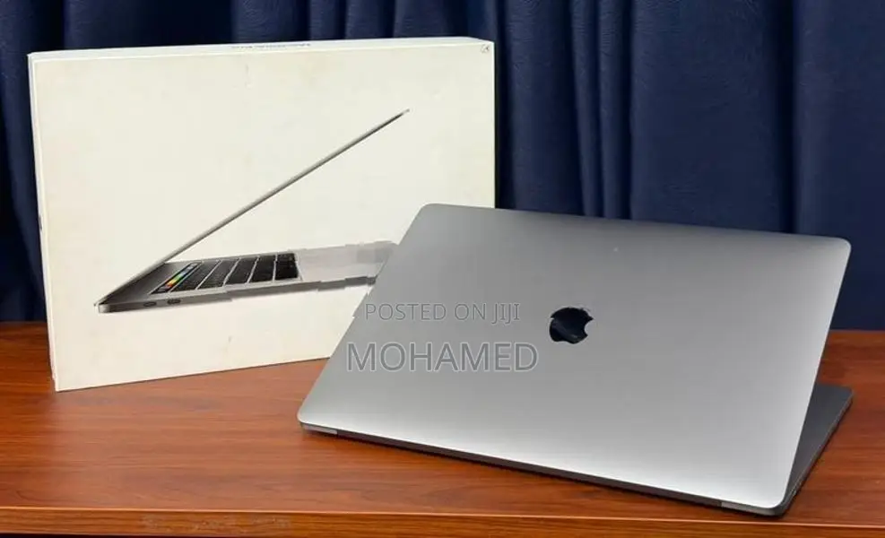 Apple MacBook Pro 15” Touch Bar 512GB