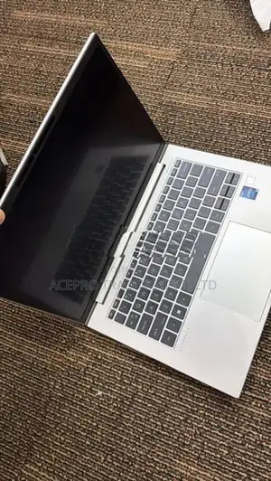 HP Eltebook 840 G10 i7 13th GEN 16GB DDR5 512GB SSD