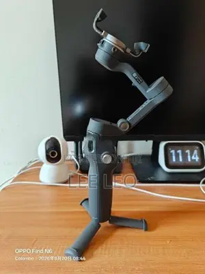 DJI Osmo Mobile 8