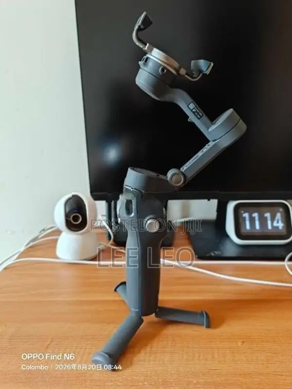 DJI Osmo Mobile 8