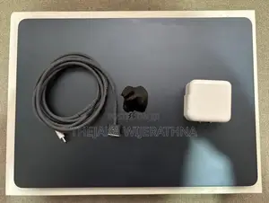 MacBook Air M3, 16GB RAM / 512GB SSD, Midnight