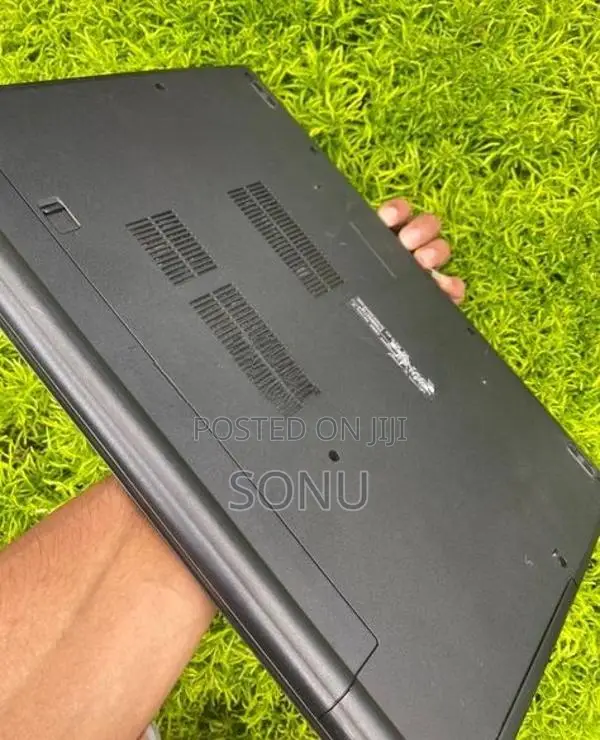 Intel(R) Core(TM) i3-8130U Dell Laptop