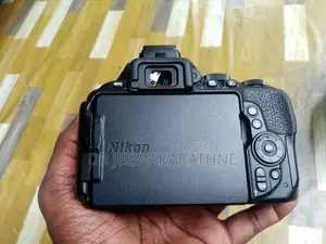 Nikon D5600