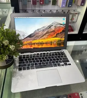 Apple Macbook Air 2017