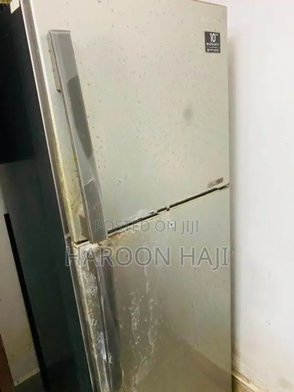 Samsung Used Refrigerator - Needs Repair