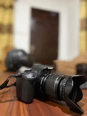 Canon EOS 650D DSLR + 18-55mm Lens