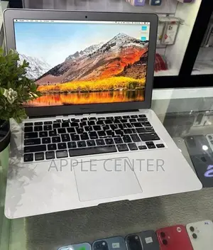 Apple Macbook Air